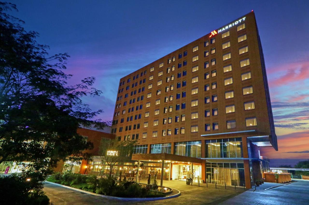 Culiacan Marriott Hotel Exterior foto